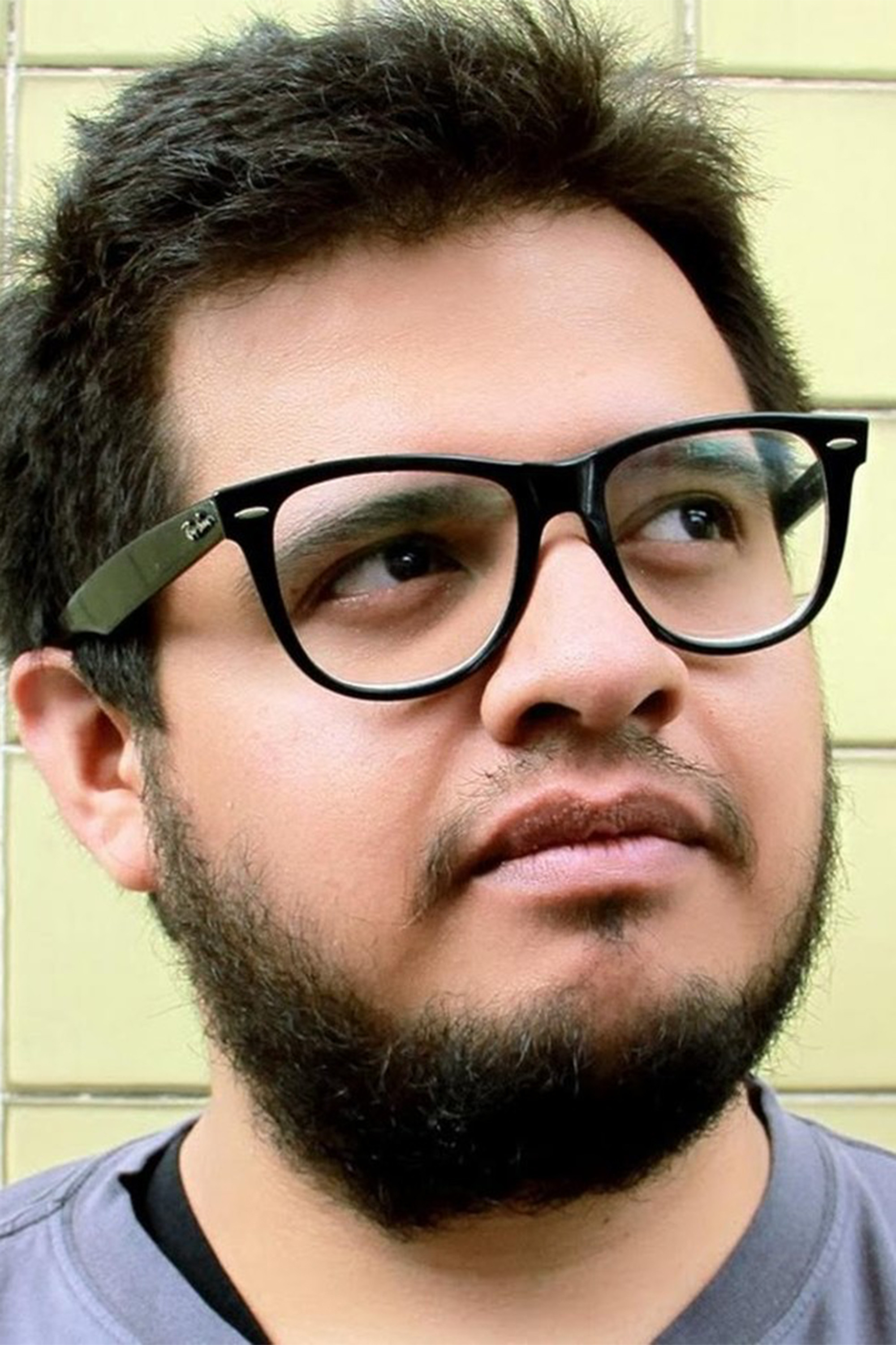 Chucho E. Quintero backdrop