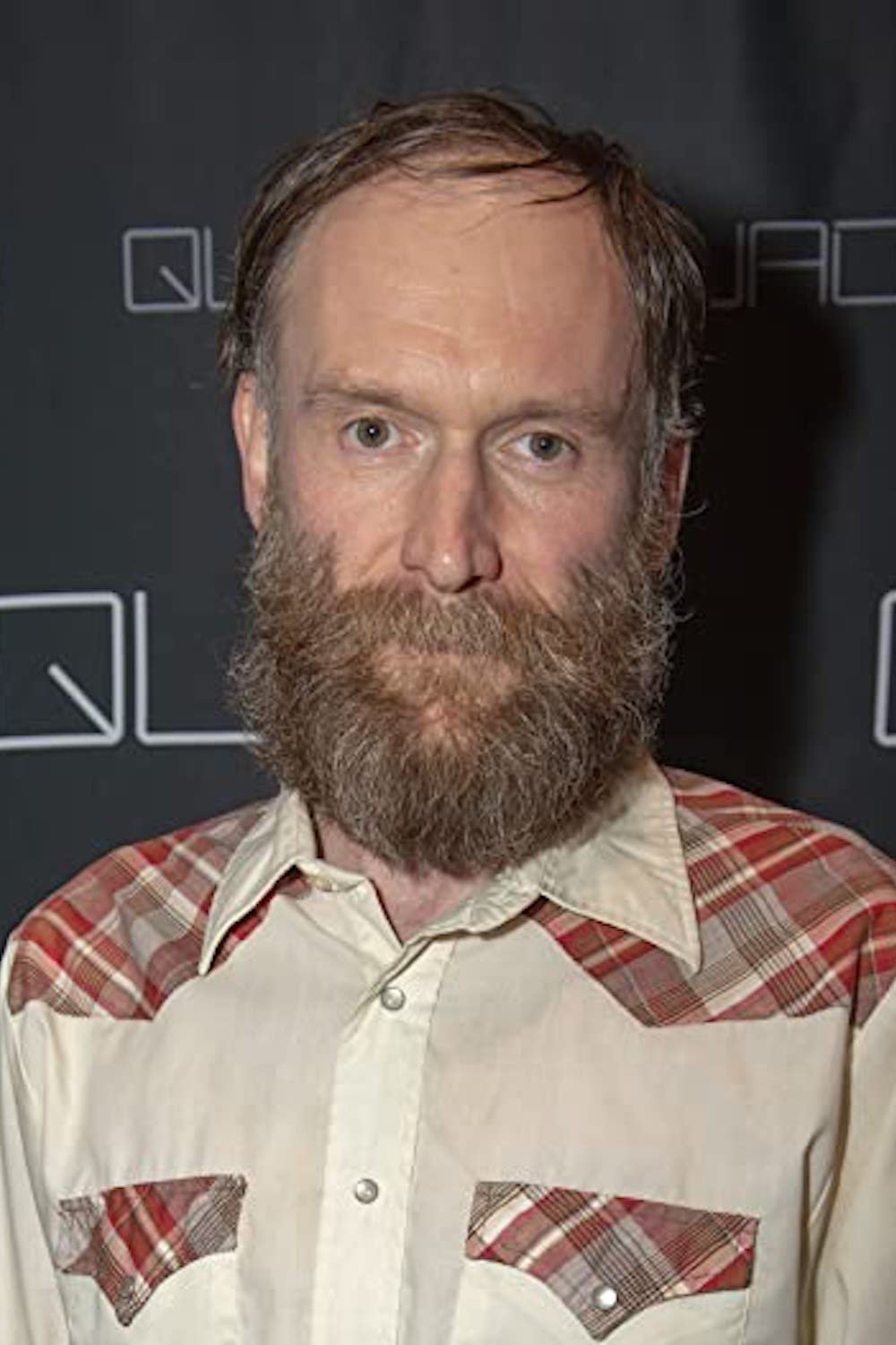 Mark Ashworth → Mark Ashvorth backdrop