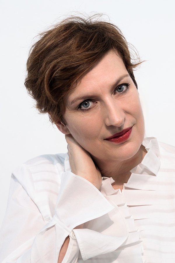 Sarah Connolly backdrop