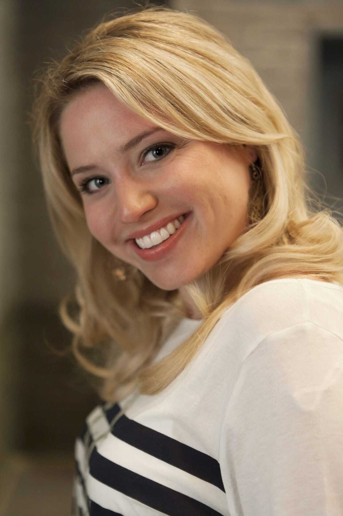 Caroline Frier backdrop