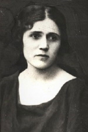 Sopio Kipshidze backdrop