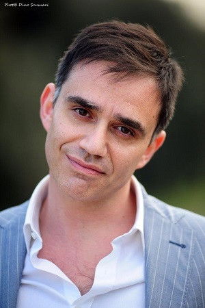 Giampiero Lisarelli backdrop