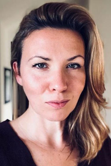 Jennessa West backdrop