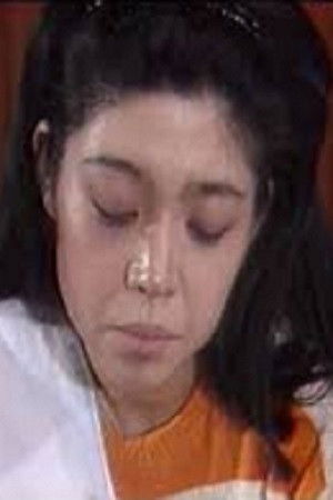 Mako Idemitsu backdrop