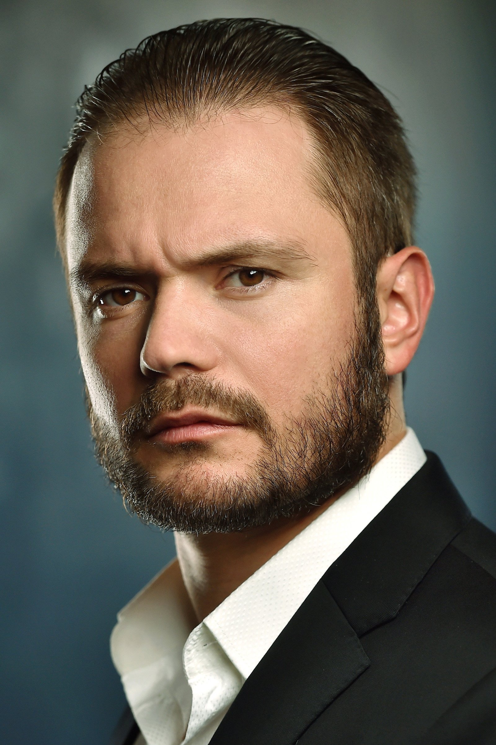 Eduard Osipov backdrop