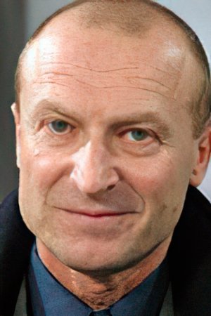 Aleksandr Mezentsev backdrop