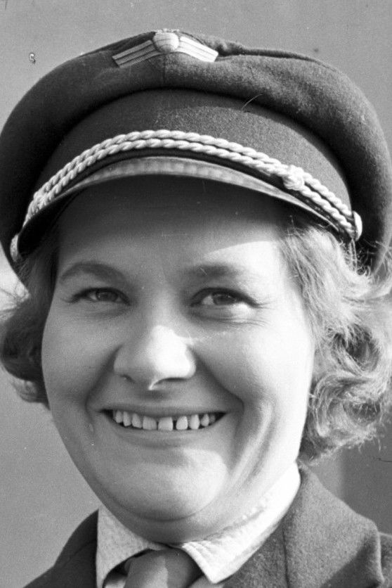 Helena Dąbrowska backdrop