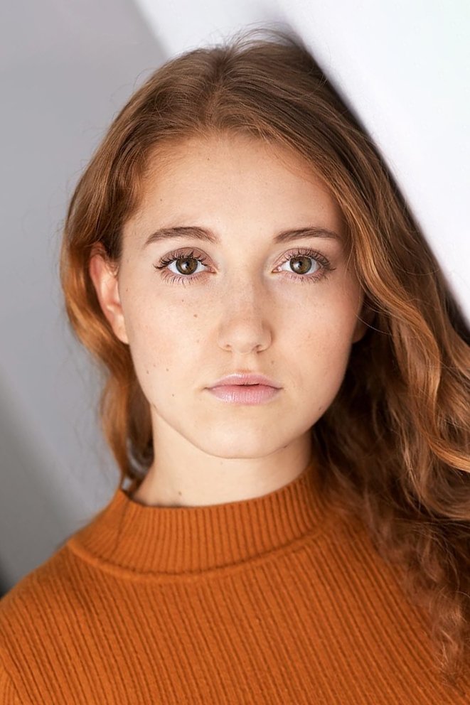 Sarah Sawyer backdrop