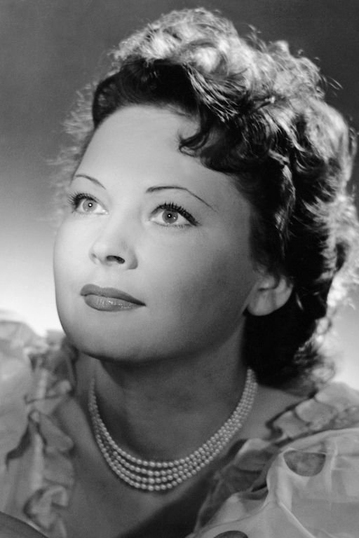 Trude Haefelin backdrop