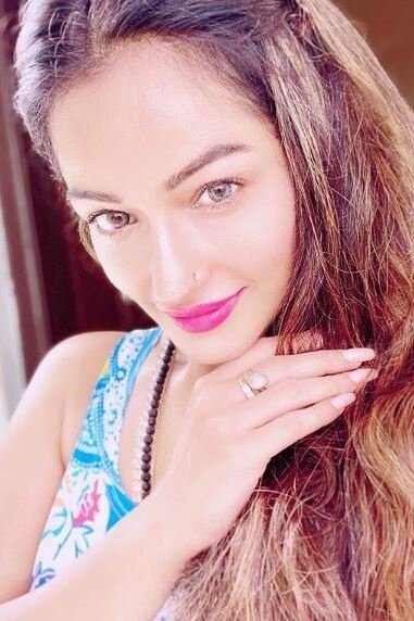 Ritika Anand backdrop