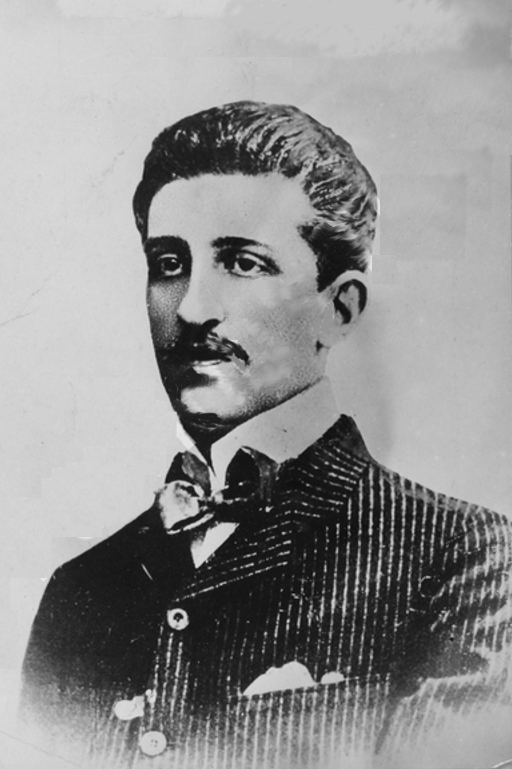 Henri Bernstein backdrop