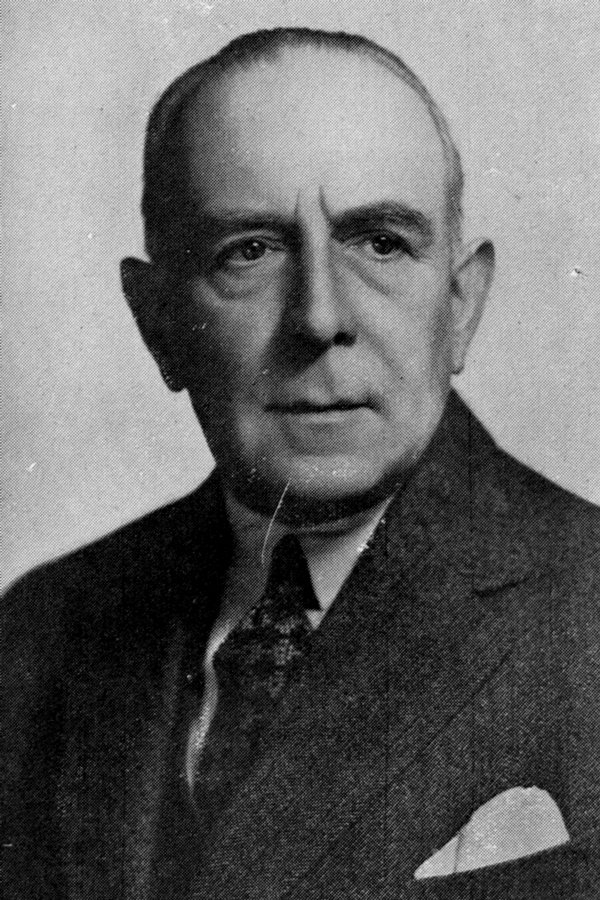 Georges Mauloy backdrop