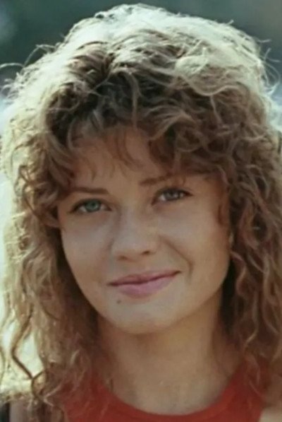 Anna Nazaryeva backdrop