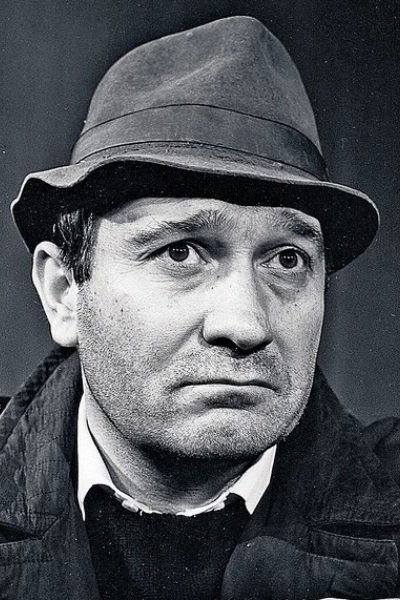 Slobodan 'Cica' Perović backdrop