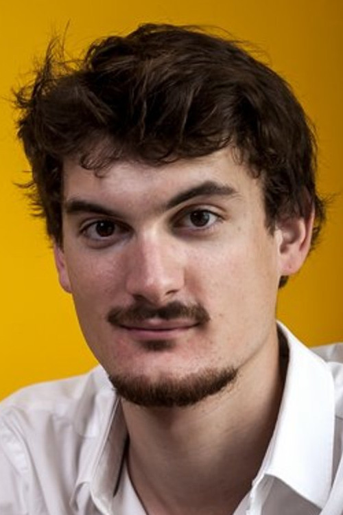 Samuel Spišák backdrop