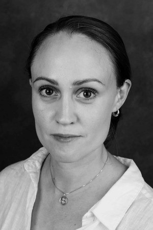 Natalie Sundelin backdrop