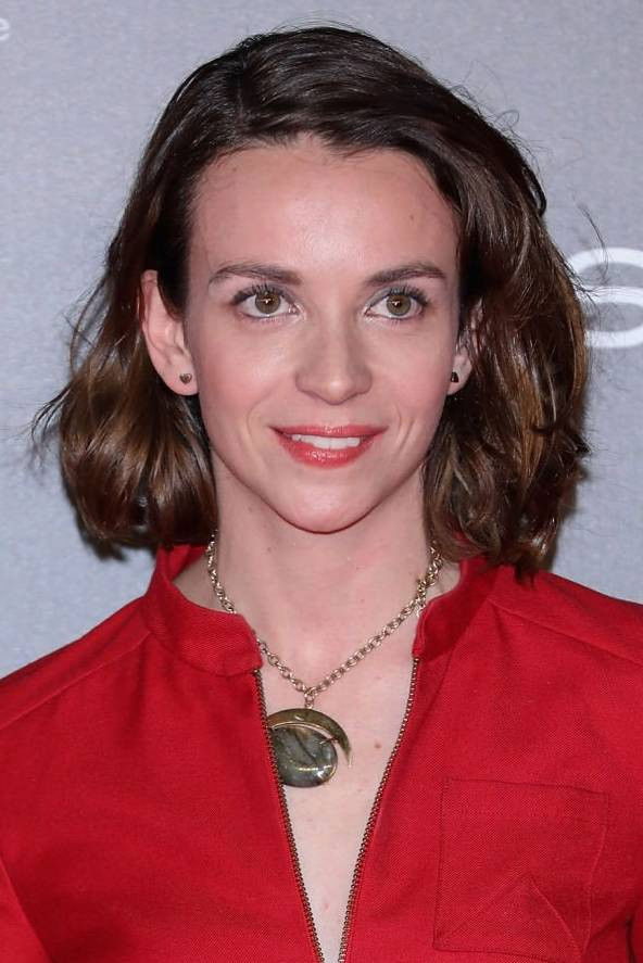 Inés de Tavira backdrop