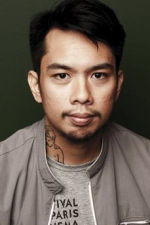 Raya Martin backdrop