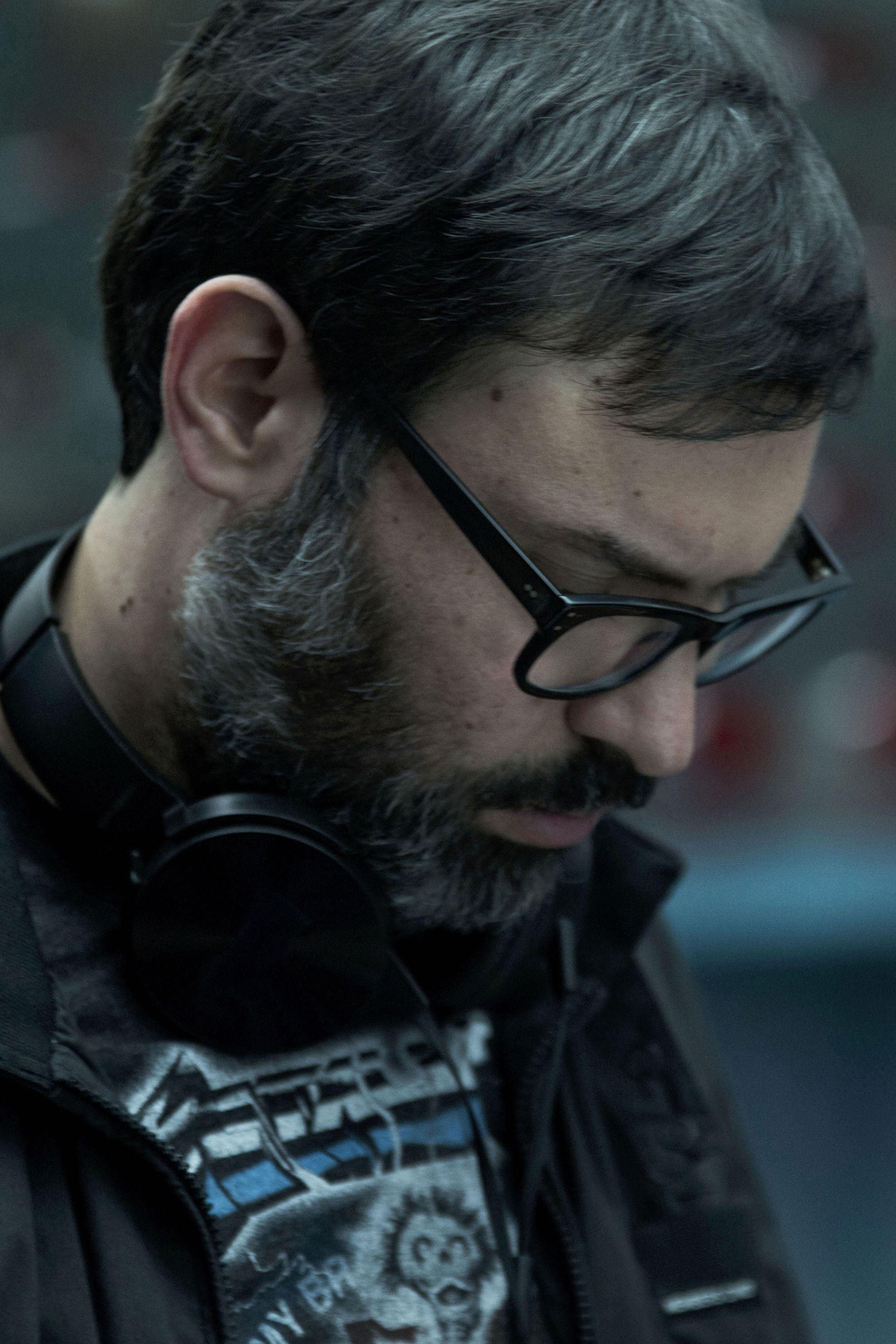 Luis Javier Henaine backdrop