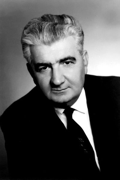 Dimitris Psathas backdrop