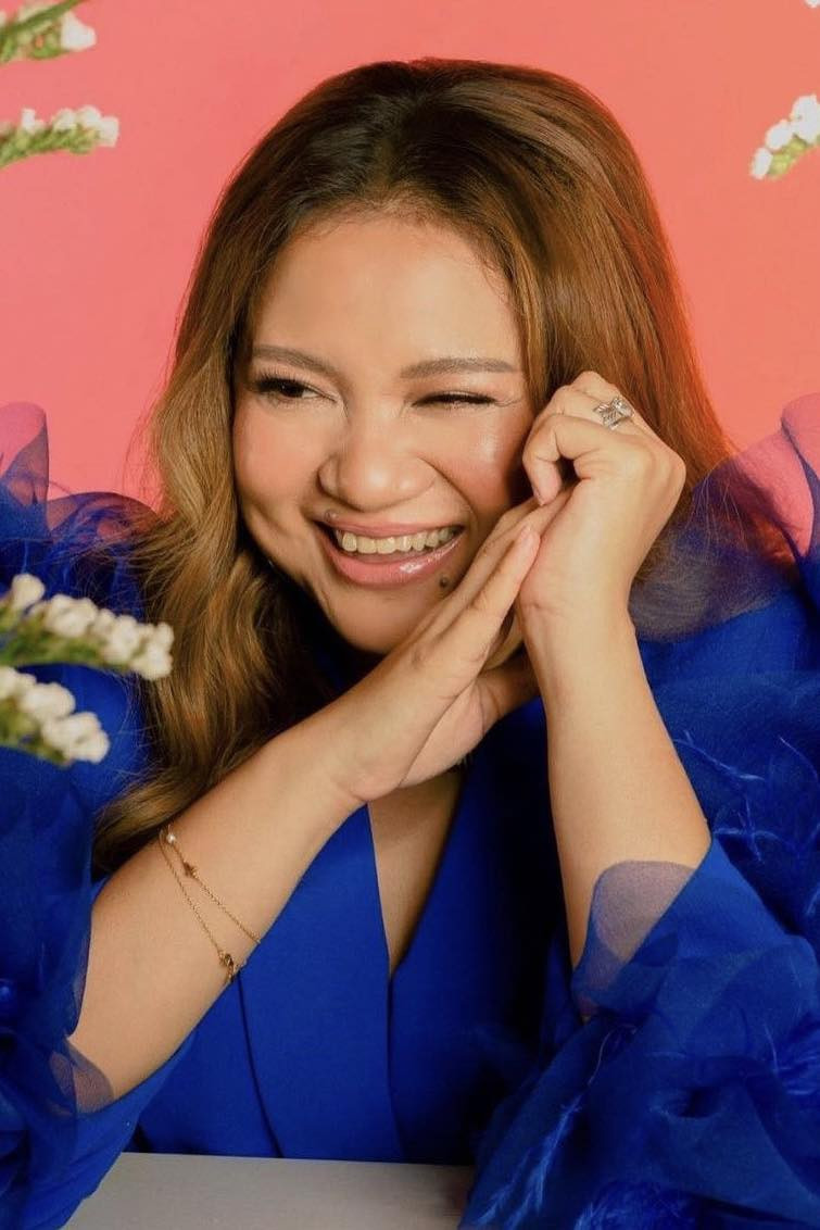 Antoinette Jadaone backdrop