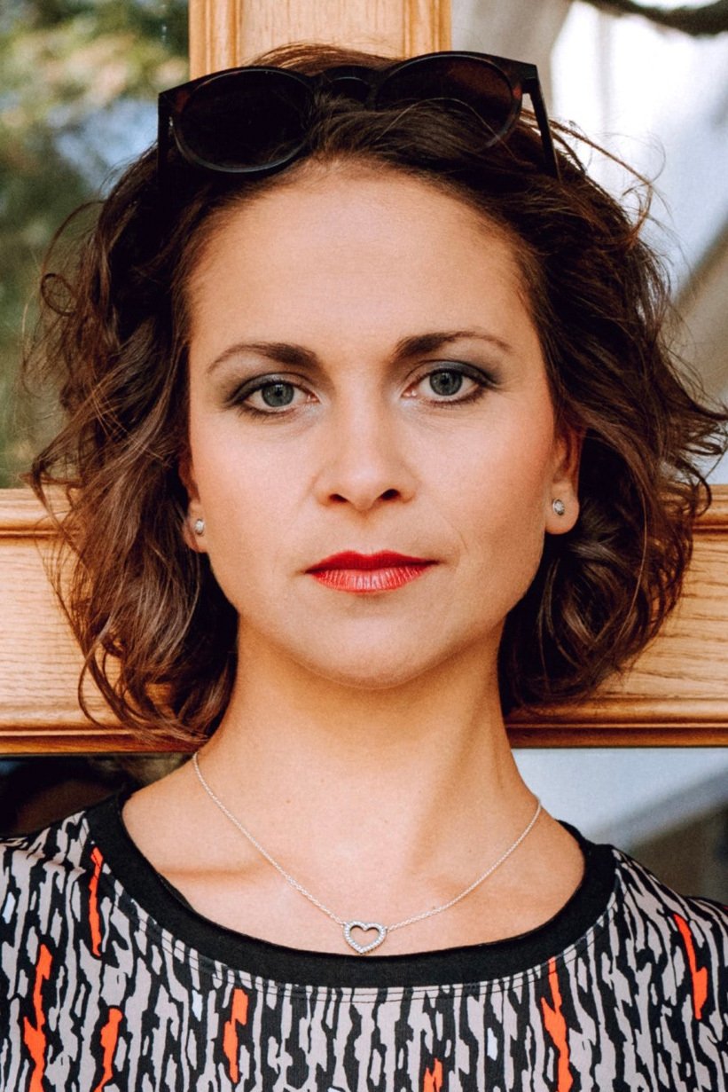 Kristina Hruşinska backdrop