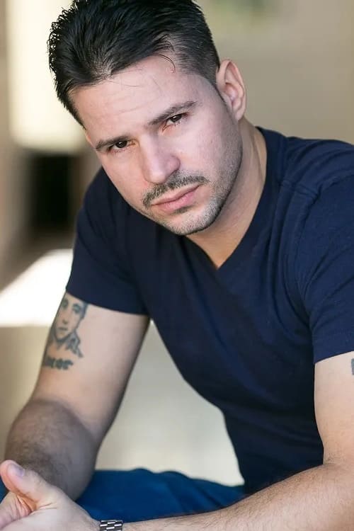 Geo Santini backdrop