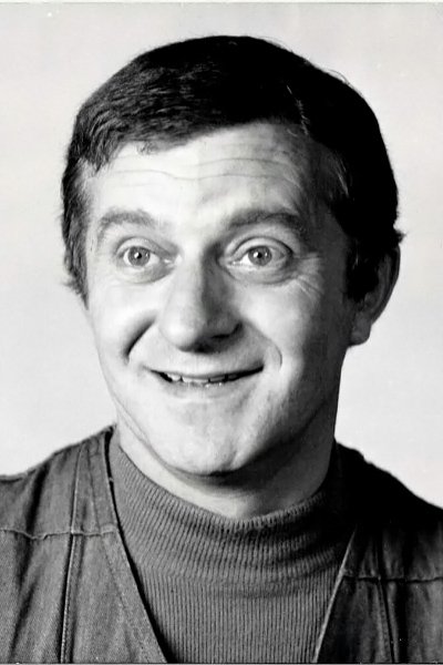 Alekos Tzanetakos backdrop