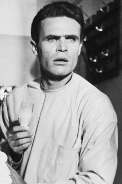 Sakis Tsolakakis backdrop