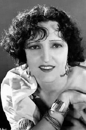 Marguerite Namara backdrop