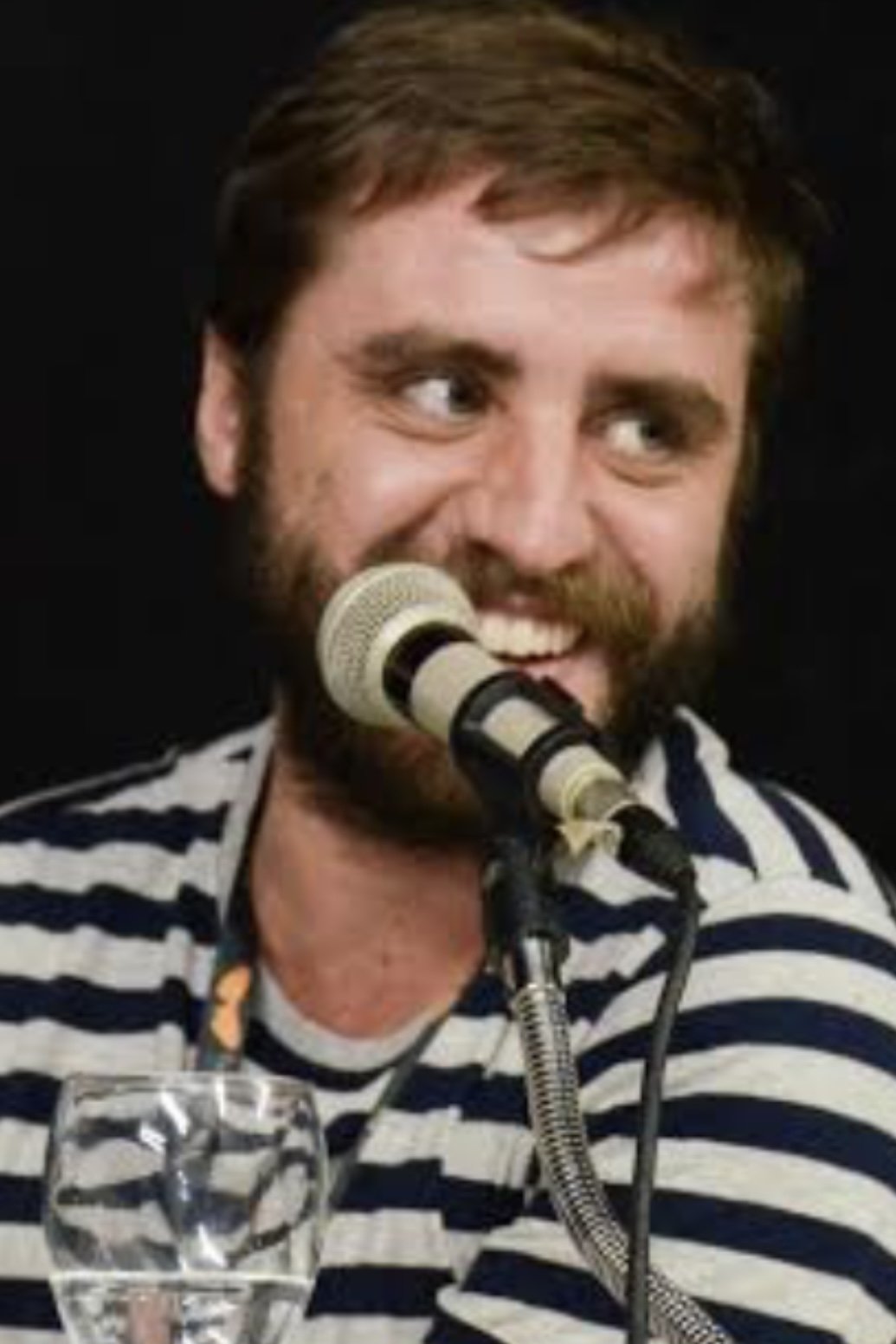 Felippe Schultz Mussel backdrop