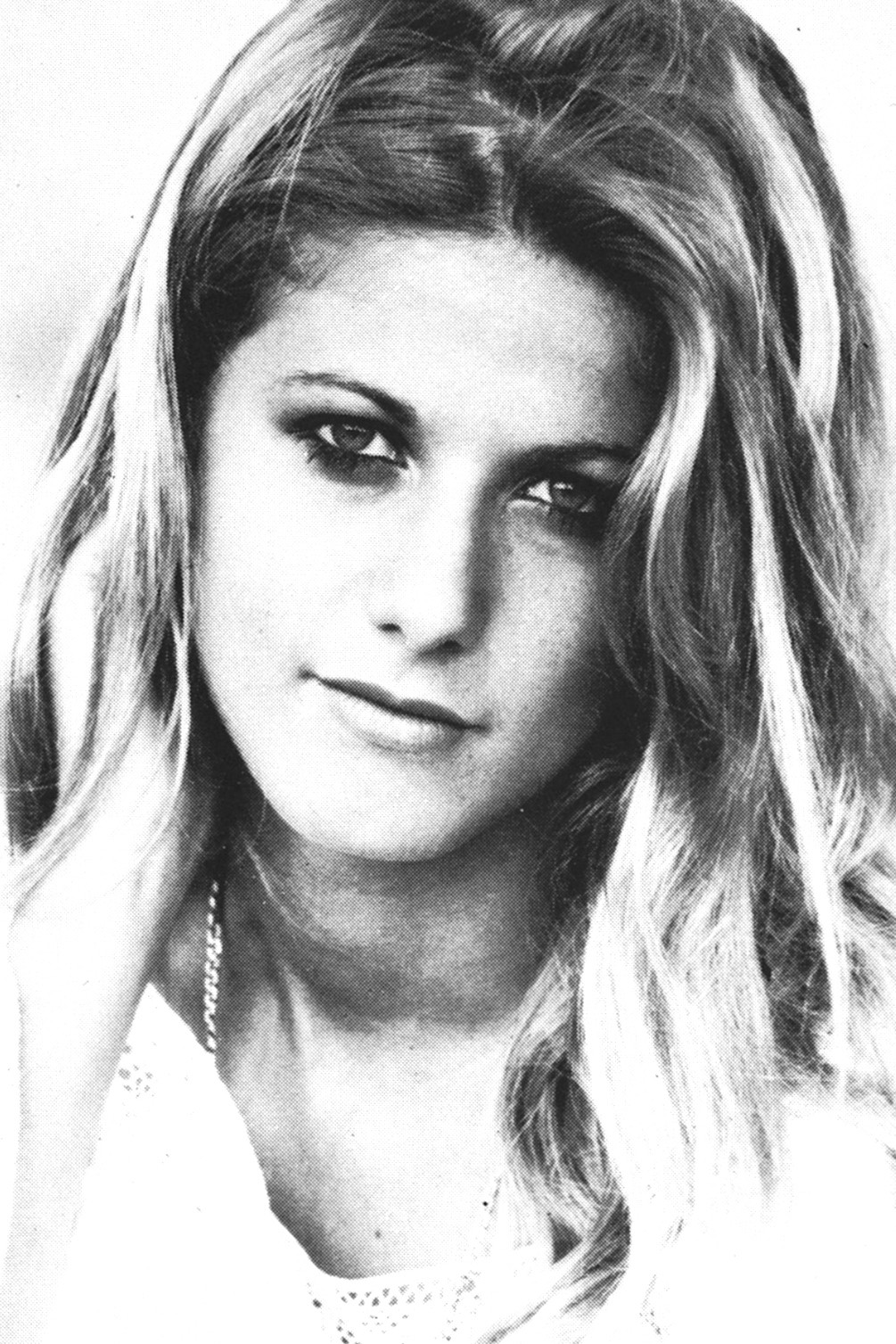 Cinzia Bruno backdrop