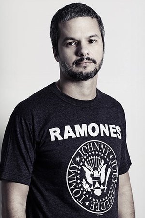 Arnaldo Branco backdrop