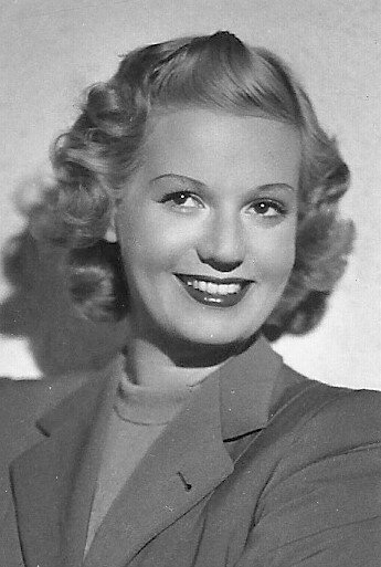 Laura Solari backdrop