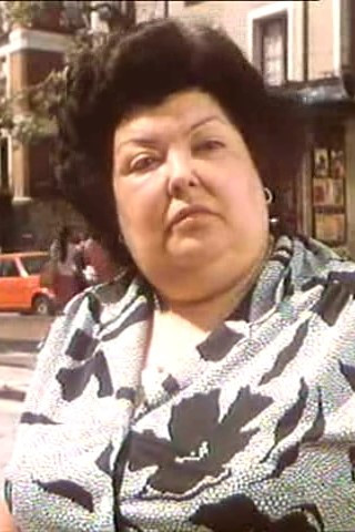 Chari Moreno backdrop