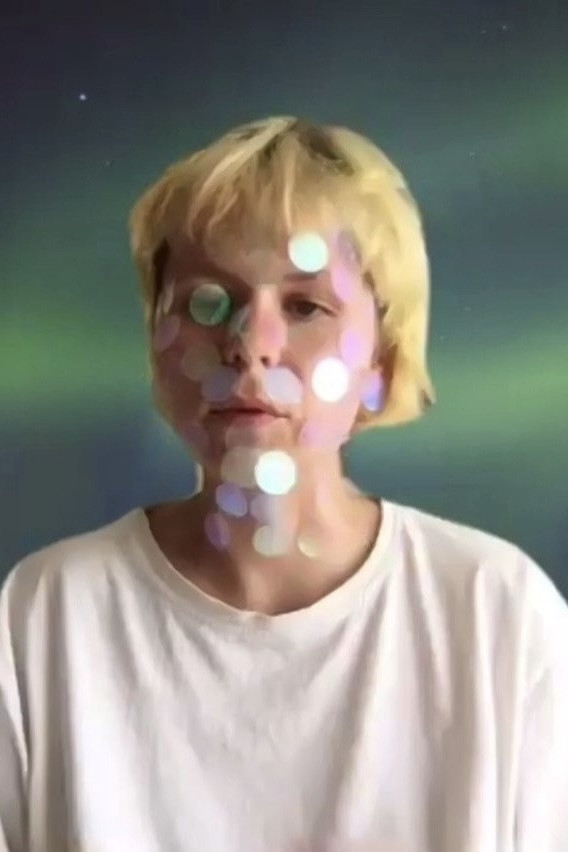 Oksana Kazmina backdrop