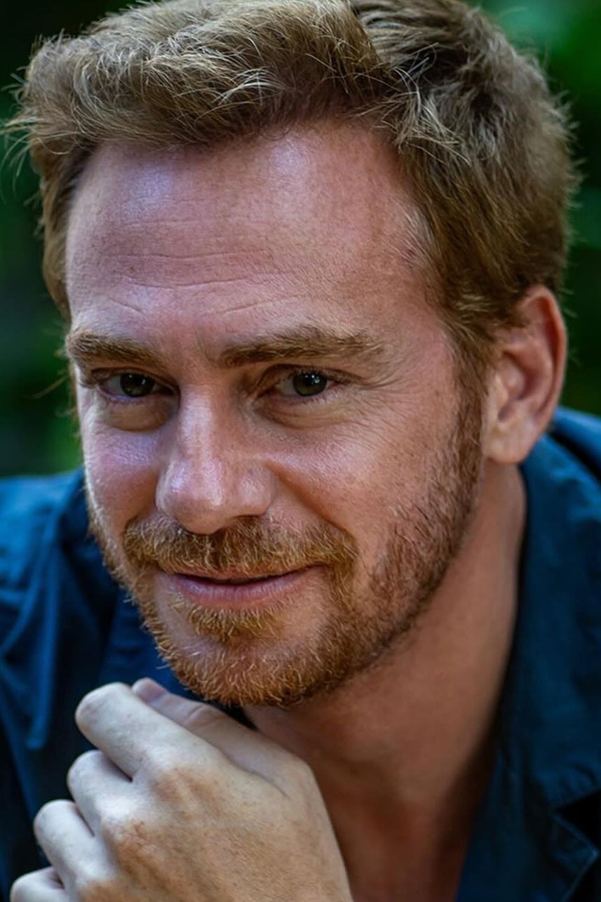 Claudio Tolcachir backdrop