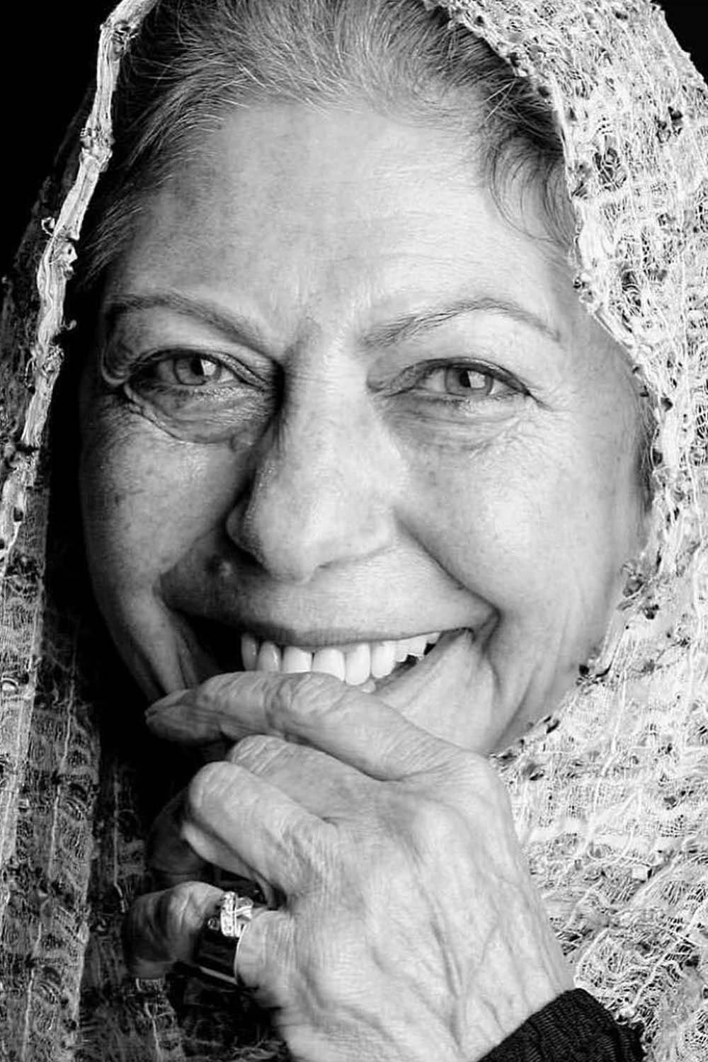 Sorayya Ghasemi backdrop