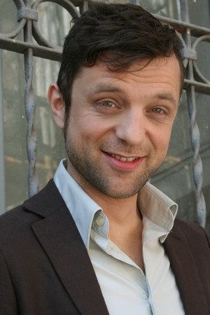 Giovanni De Giorgi backdrop