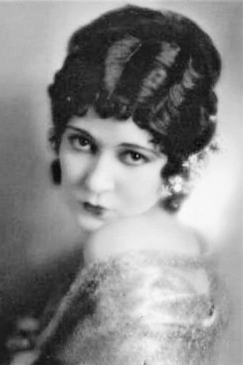 Trilby Clark backdrop