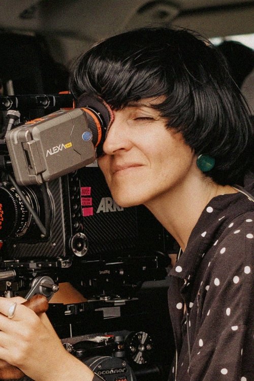 Cláudia Varejão backdrop