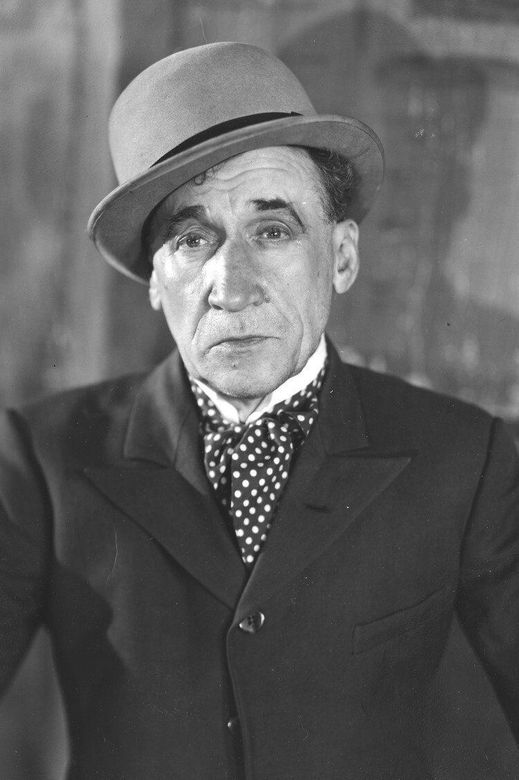 Jalmari Parikka backdrop