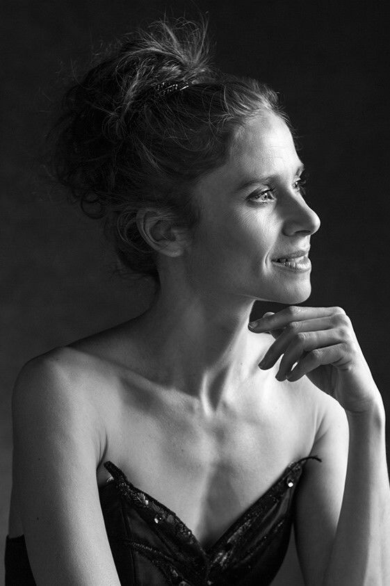 Laëtitia Pujol backdrop