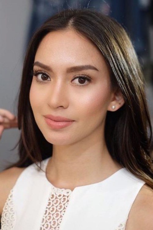 Karina Nadila → Karina Nadila backdrop