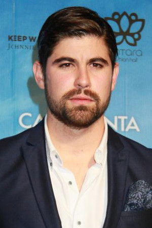 Rodrigo Virago backdrop