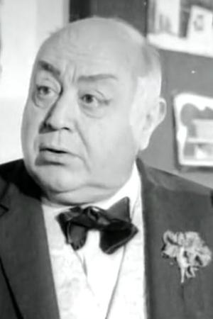 Memduh Alpar backdrop