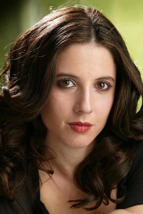 Luz Valdivieso backdrop