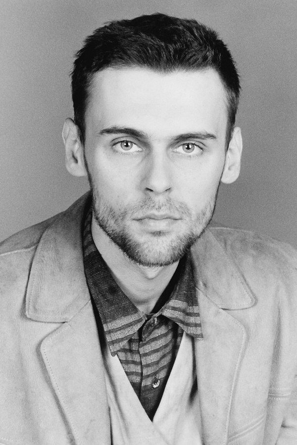 Piotr Wawrzyńczak backdrop