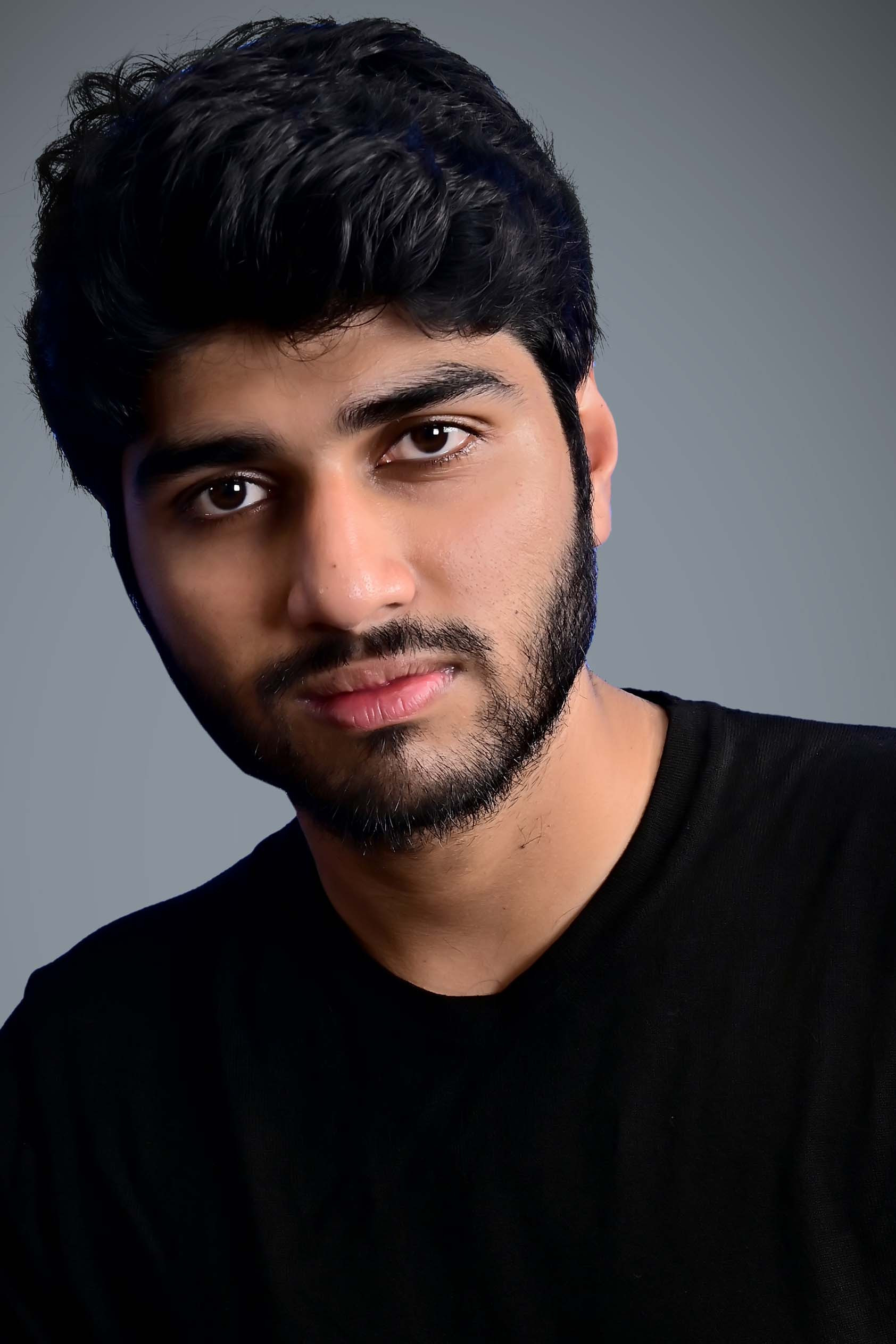 Pravin Kishore backdrop