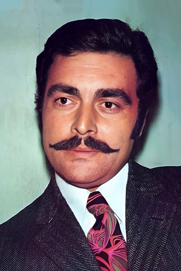 Tugay Toksöz backdrop